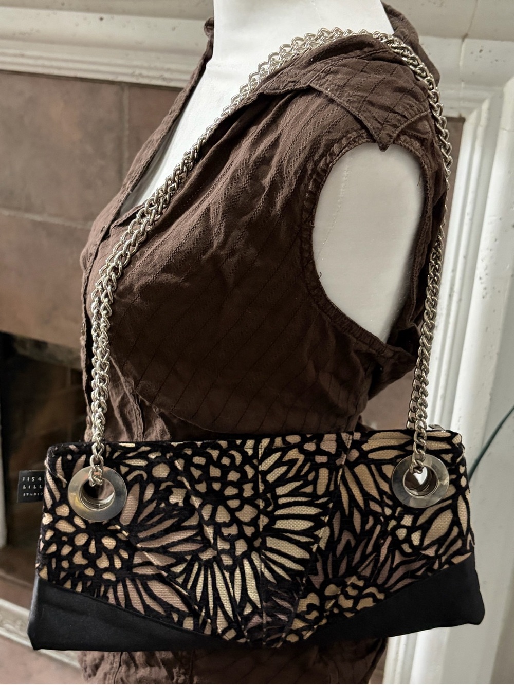 Custom Made 1154 Lill studio Black and Beige Floral Chain-Handle Shoulder Bag